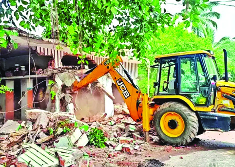 ସରକାରୀ କ୍ୱାର୍ଟର୍ସରେ ଚାଲିଥିଲା ହୋଟେଲ ଓ ମଣ୍ଡପ: ଉଚ୍ଛେଦ ଆରମ୍ଭ