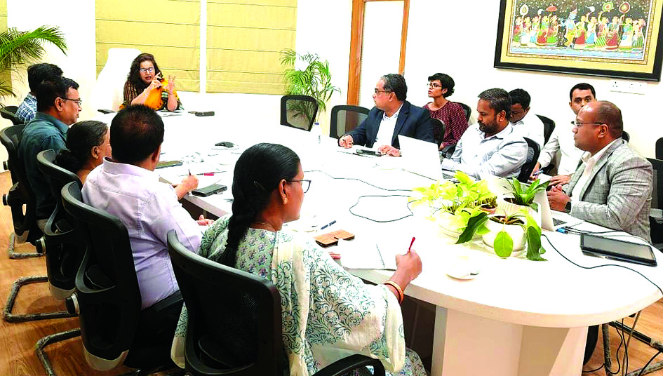ସମାବେଶୀ ଅଭିବୃଦ୍ଧି ପାଇଁ ରଣନୀତି ପ୍ରସ୍ତୁତି ନିମନ୍ତେ ଉନ୍ନୟନ କମିଶନରଙ୍କ ଅଧ୍ୟକ୍ଷତାରେ ପରାମର୍ଶଦାତା ପରିଚାଳନା କମିଟି ବୈଠକ ଅନୁଷ୍ଠିତ