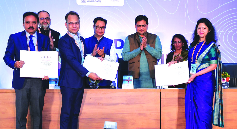 ଜାତୀୟ ଜଳପଥ-୫ ଏବଂ ୬୪ର ବିକାଶ ଏବଂ କାର୍ଯ୍ୟକ୍ଷମ ପାଇଁ ବୁଝାମଣାପତ୍ର ସ୍ୱାକ୍ଷର