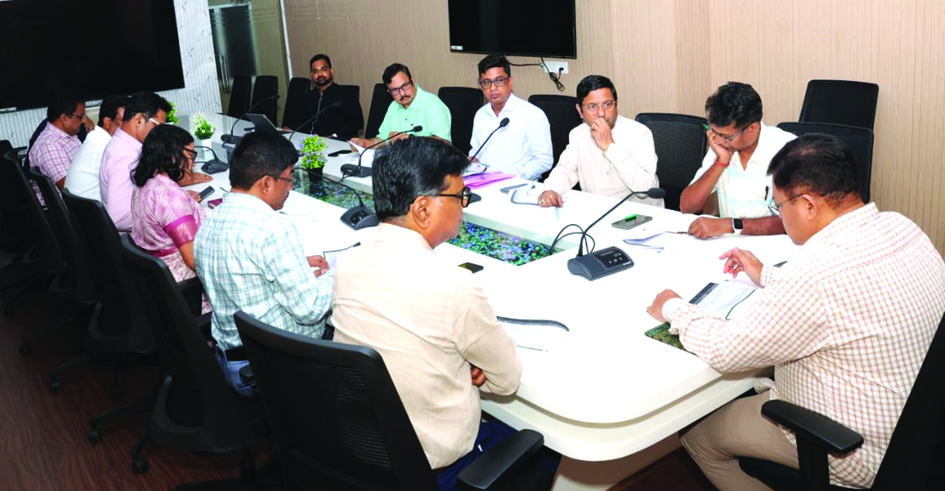 ନିର୍ମାଣ କାର୍ଯ୍ୟକୁ ତ୍ୱରିତ ବେଗରେ ଆଗେଇ ନେବାକୁ ଅଧିକାରୀଙ୍କୁ ନିର୍ଦେଶ